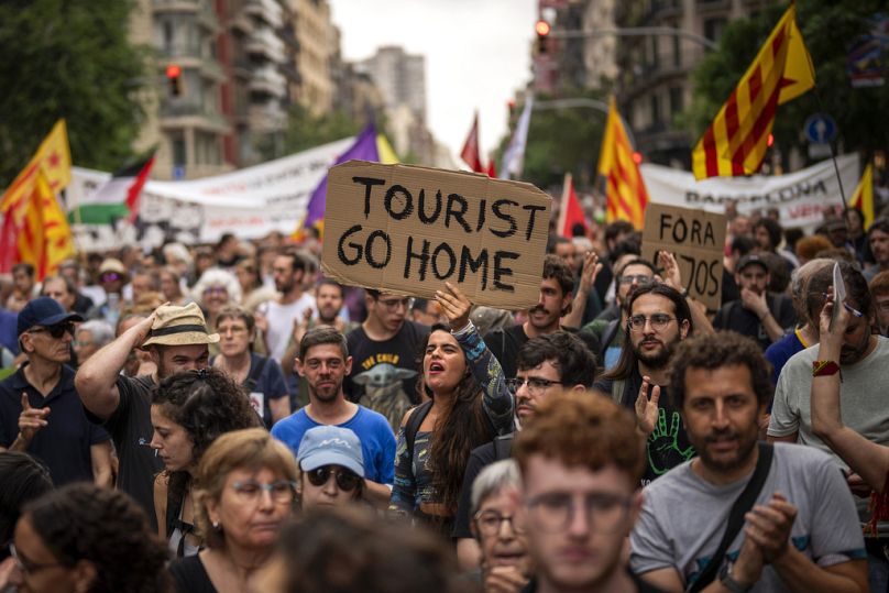 Barcelona ma dość nadmiaru turystów