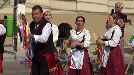 La plupart des 300 danseurs présents pour montrer leur talent et leur passion pour le folklore au festival étaient en Roumanie pour la première fois.