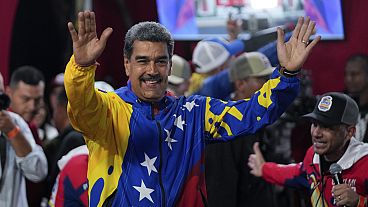 Der amtierende Präsident Nicolás Maduro ist mit 51,20 Prozent der Stimmen für eine dritte Amtszeit von sechs Jahren an der Spitze Venezuelas wiedergewählt worden
