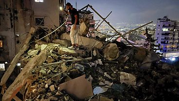 Une frappe aérienne israélienne a touché le bastion du Hezbollah au sud de Beyrouth mardi soir, causant des dégâts.