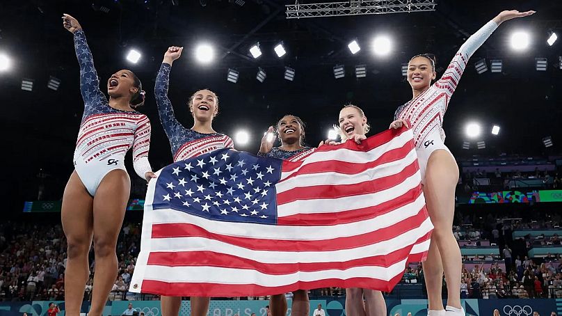 Jordan Chiles, Hezly Rivera, Simone Biles, Sunisa Lee és Jade Carey