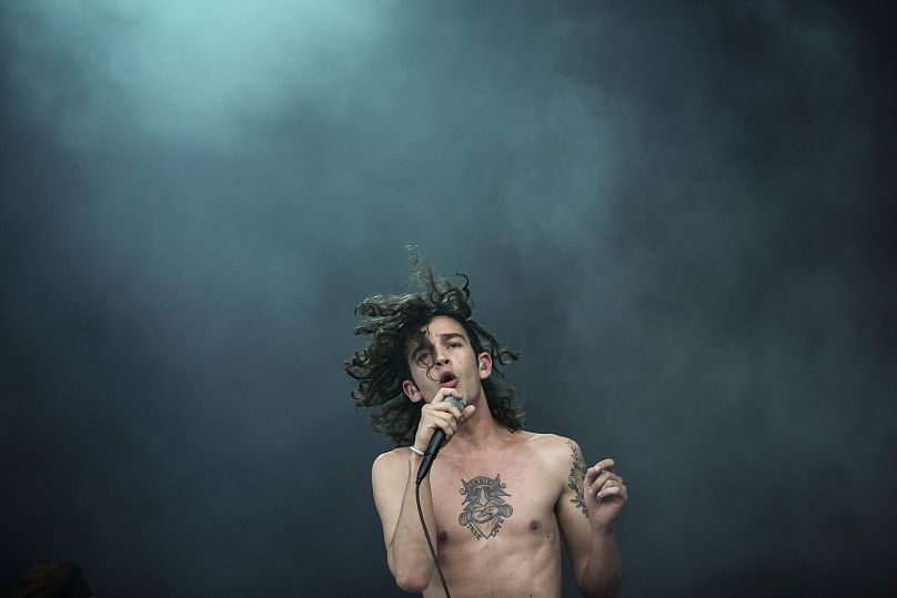 A The 1975 eddig kétszer lépett fel a Szigeten, ez a kép az 2014-es koncertjükön készült Healyről