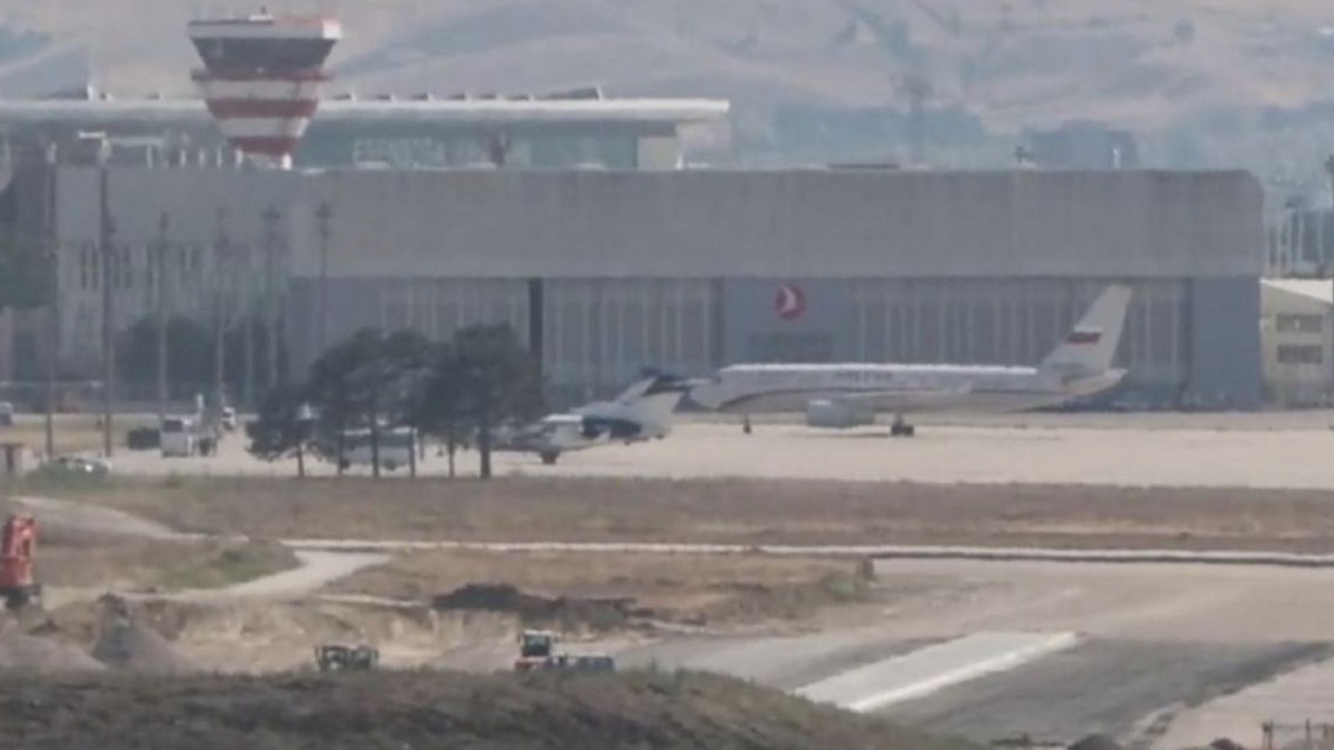 Batı ve Rusya arasındaki tutuklu takası ‘MİT’in organizasyonuyla Ankara’da gerçekleşti’