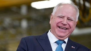 O governador do Minnesota, Tim Walz, foi escolhido entre vários candidatos. 