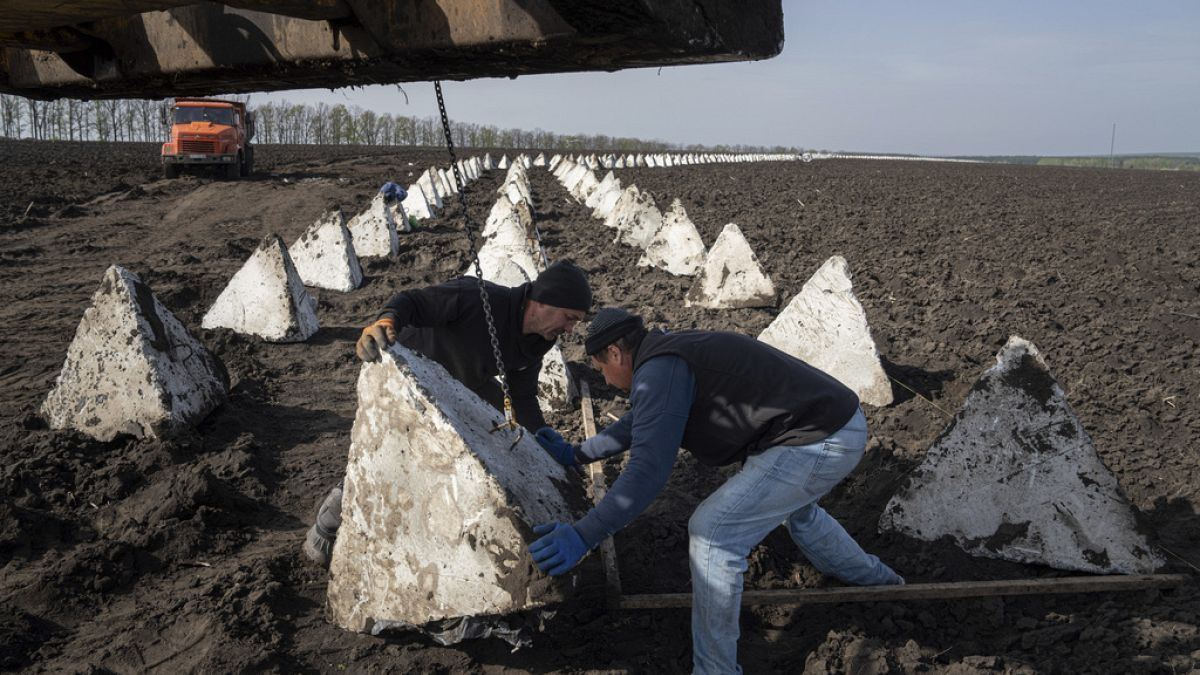 Instalación de estructuras de hormigón.