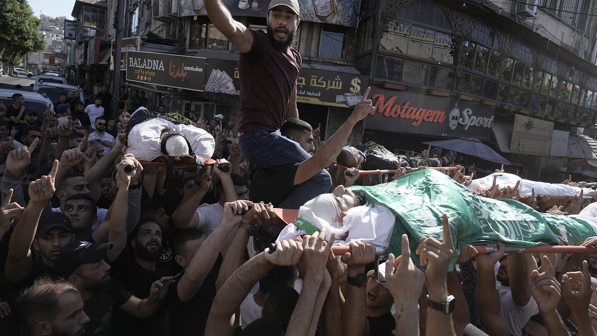 I funerali di cinque palestinesi uccisi in Cisgiordania