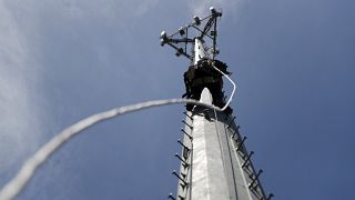 Imagen de una antena de telecomunicaciones.