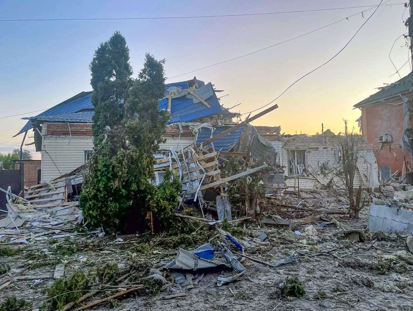 Abitazione danneggiata dopo un bombardamento ucraino nella città di Sudzha, Kursk, 6 agosto 2024. La foto è stata pubblicata dal governatore della regione di Kursk.