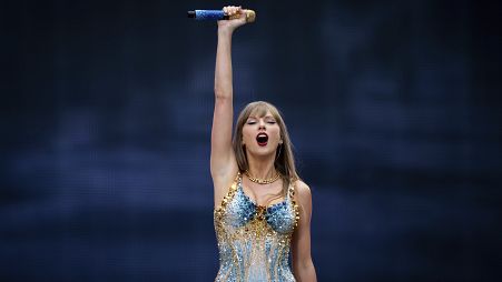 Taylor Swift still due to perform in London – with police evaluating intelligence 