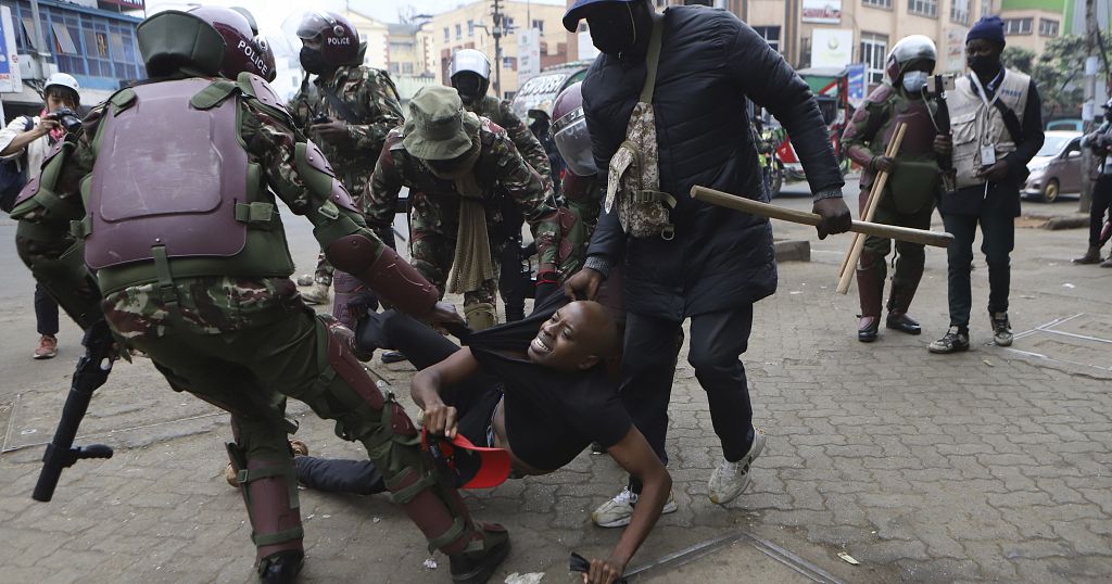 Police in Nairobi clash with protesters demanding President William Ruto’s resignation