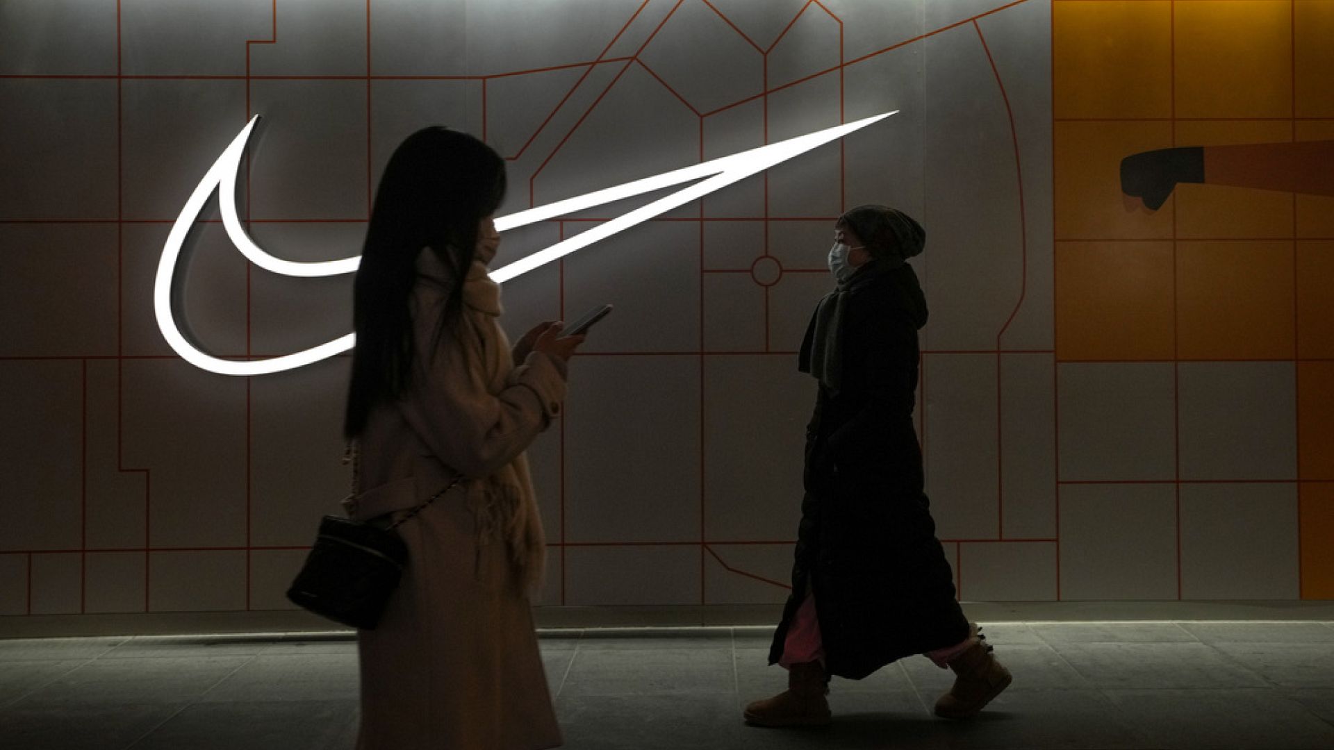 Nike, Türkiye’deki online siparişlerini askıya aldı