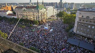 Protesta del sábado en Belgrado contra el proyecto de extracción de litio en Serbia.