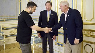 Volodymyr Zelensky à Kyiv avec les sénateurs Lindsey Graham et Richard Blumenthal