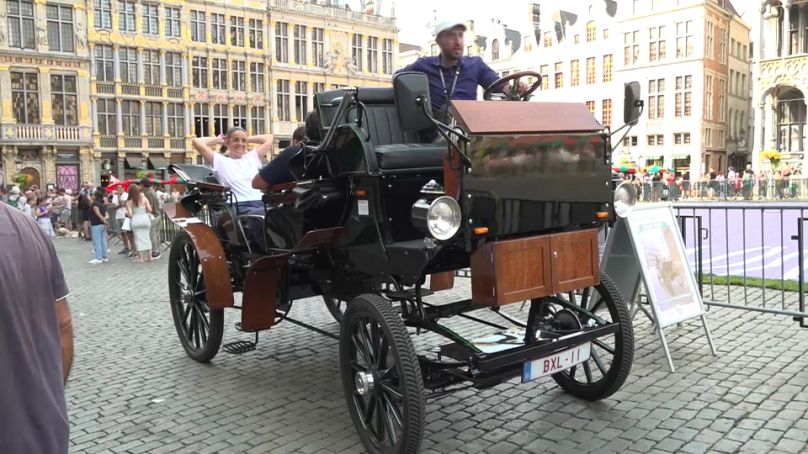 Coche de caballos eléctrico. 