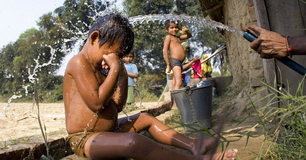 UNICEF: Half a billion children face double the extreme heat their grandparents did