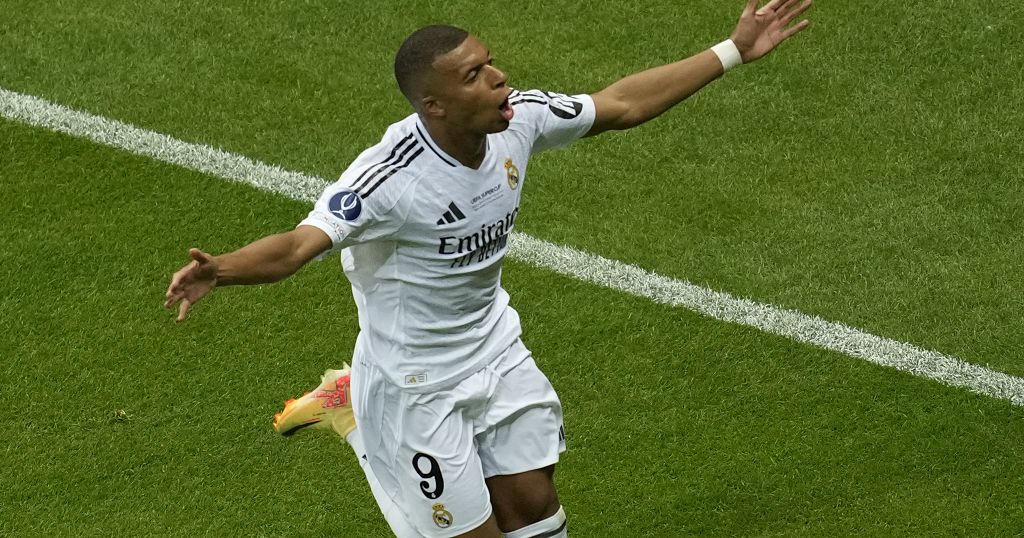 Kylian Mbappé scores on debut for Real Madrid in a 2-0 win over Atalanta