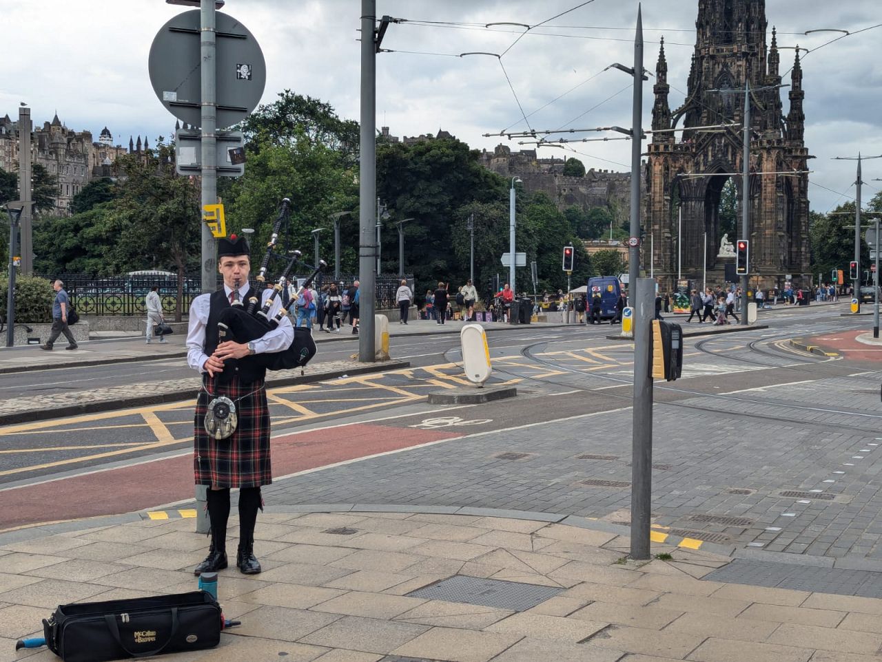 Bag pipes in town