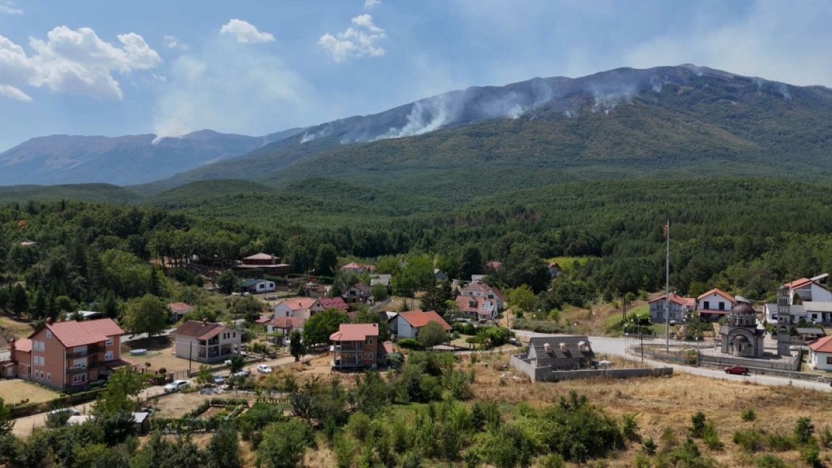 Пожар на границе Северной Македонии и Албании