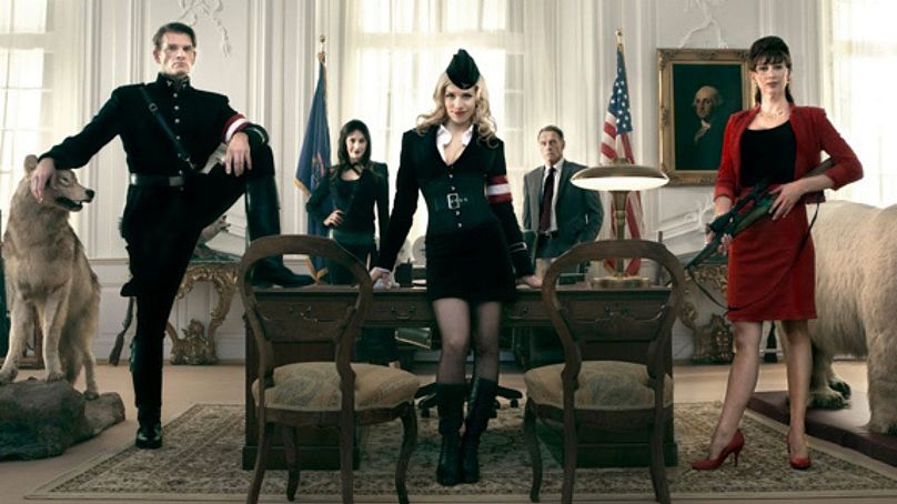 Presidenta de los Estados Unidos (interpretada por Stephanie Paul) en 'Iron Sky' (2012)