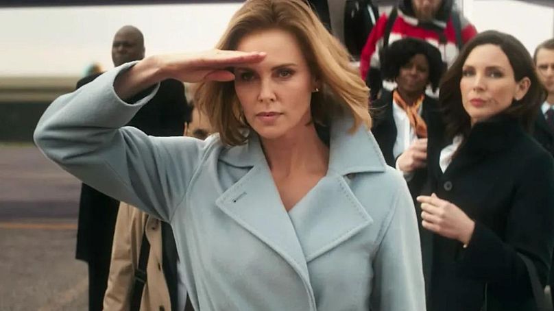 La presidenta Charlotte Field (interpretada por Charlize Theron) en 'Long Shot' (2019).