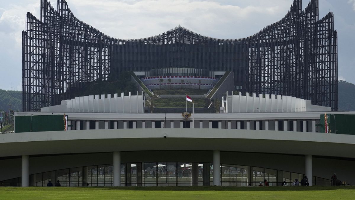 Präsidentenpalast in der zukünftigen indonesischen Hauptstadt Nusantara auf der Insel Borneo, die sich noch im Bau befindet, 17. August 2024.