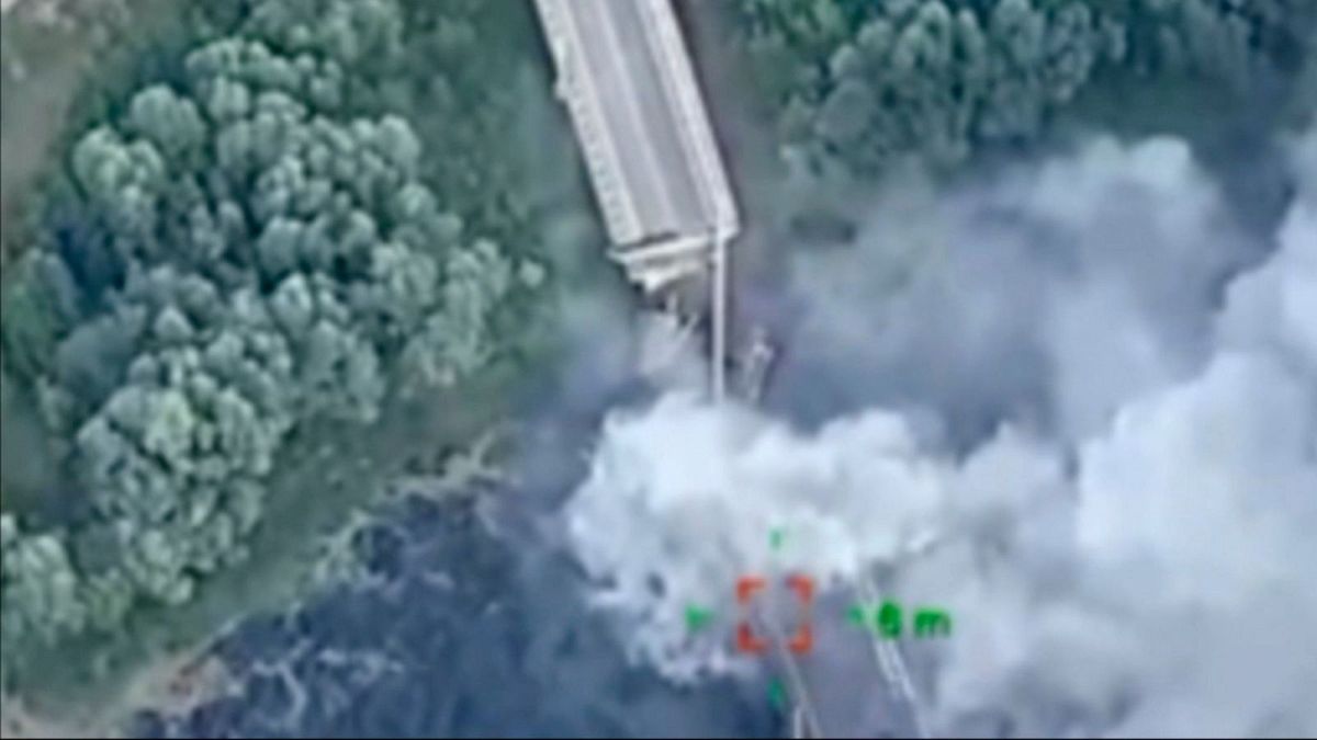 a strategically important bridge over the river Seym is destroyed by Ukrainian troops