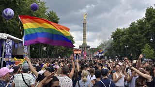 Almanya'nın başkenti Berlin'de Christopher Street Day (CSD) 46. Berlin Onur Yürüyüşü ile kutlanıyor, 27 Temmuz 2024.