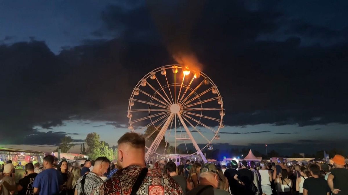 At least 23 injured in Ferris wheel fire at Leipzig festival