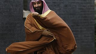 ولي العهد السعودي الأمير محمد بن سلمان يصل للقاء رئيسة الوزراء البريطانية السابقة تيريزا ماي في لندن، بريطانيا