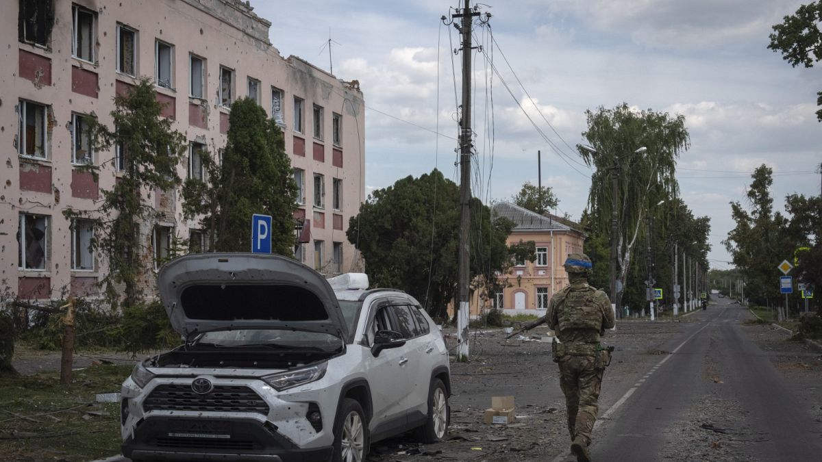 Un soldado ucraniano en Sudzha, en la región rusa de Kursk, el viernes 16 de agosto de 2024.