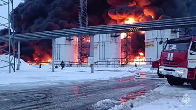 Brand in russischem Öldepot.