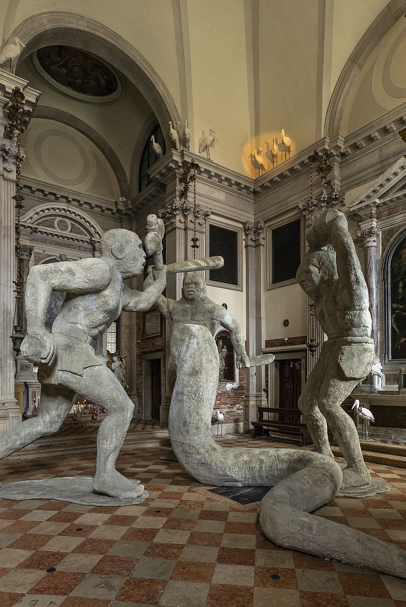 "Hora lupi" de Edith Karlson, no pavilhão da Estónia da Bienal de Veneza