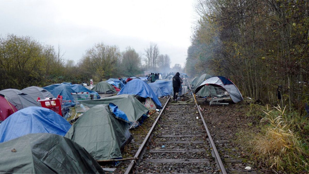 France Calais Migrants