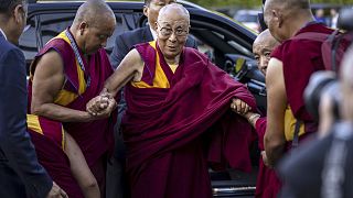 El Dalai Lama llega a Suiza