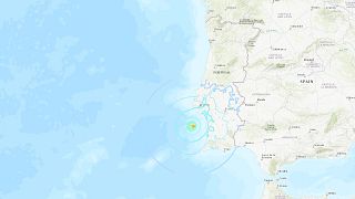 O epicentro do sismo partilhado pelo instituto de geofísica norte-americano