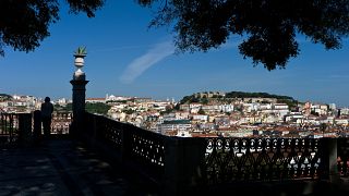 Die Einwohner der portugiesischen Hauptstadt Lissabon wurden am frühen Montagmorgen von einem Erdbeben unsanft geweckt.