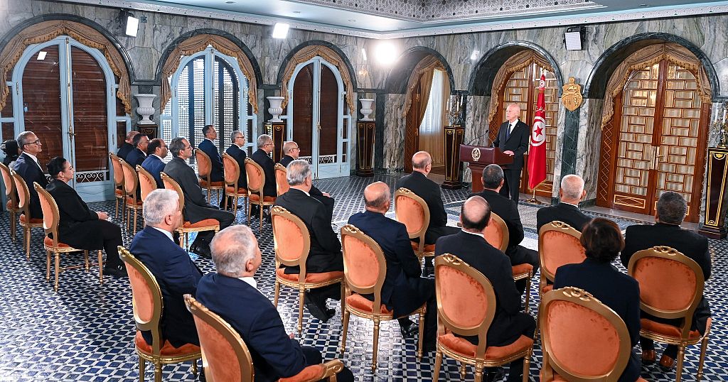 Tunisia: 19 ministers, 3 state secretaries appointed in “indispensable” cabinet reshuffle