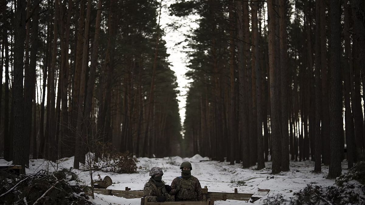 Ukrayna, Belarus'a askerlerini sınırdan çekmesi ve 'trajik hatalardan' kaçınması çağrısında bulundu. (Arşiv fotoğraf)