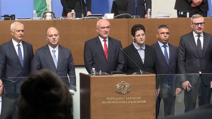 New Bulgarian caretaker government sworn in ahead of October election