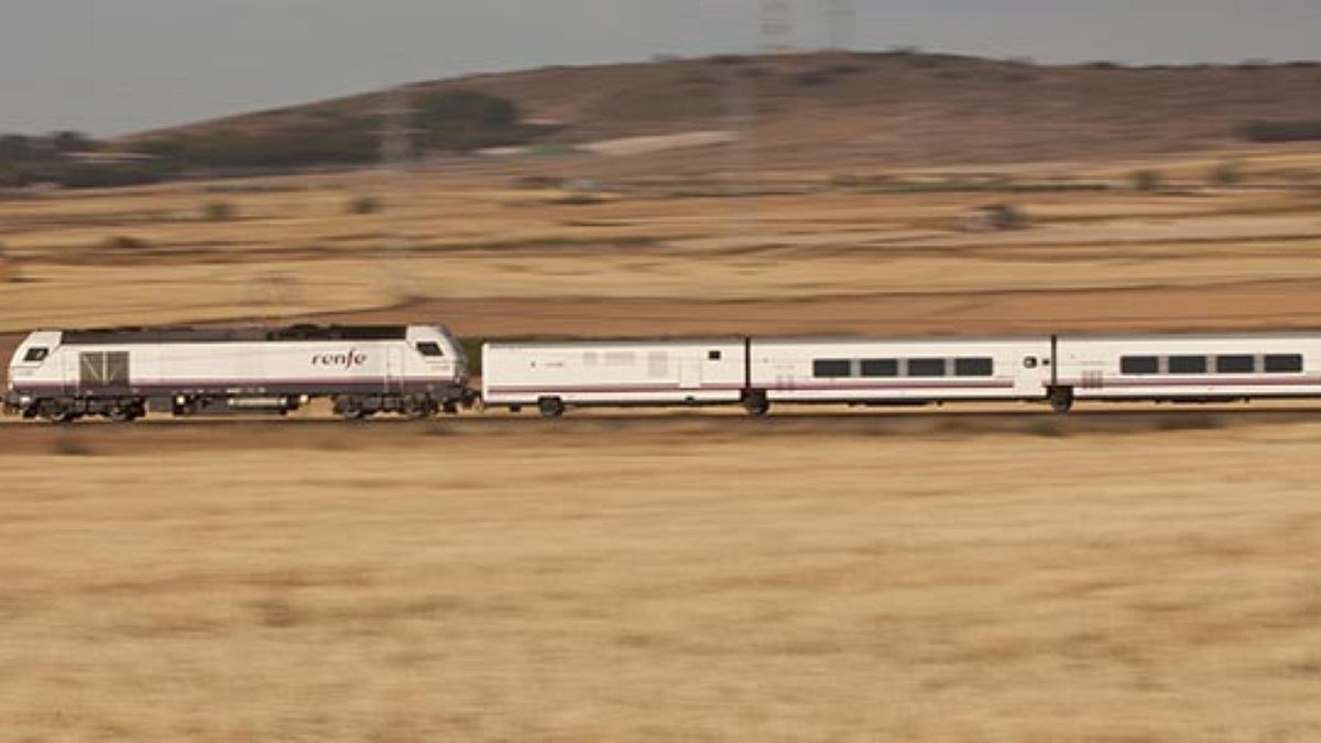 Tren de alta velocidad de Renfe. 