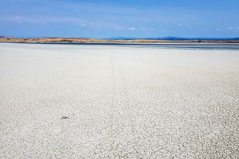 El municipio de Kilkis pidió a los residentes que no hagan un uso imprudente del agua, advirtiendo que existe un problema de suficiencia.