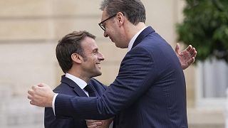 Fransa Cumhurbaşkanı Emmanuel Macron ve Sırbistan Cumhurbaşkanı Aleksandar Vucic, Elysee Sarayı, Paris, 10 Kasım 2022.