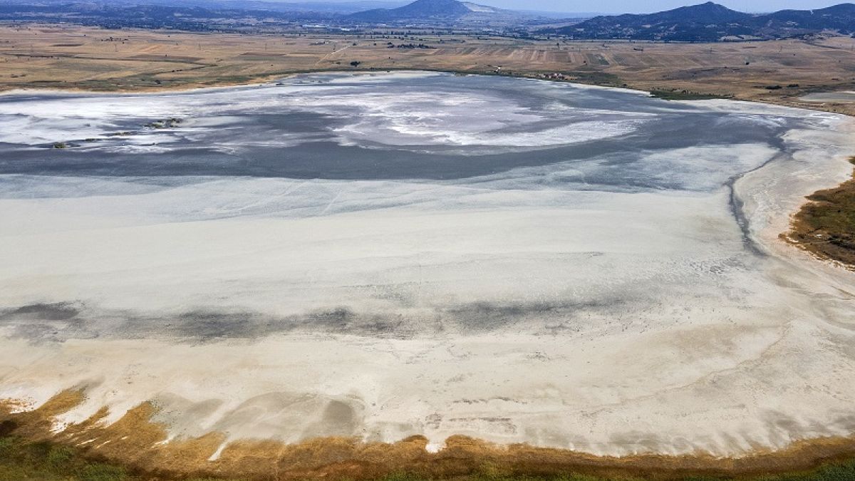 Der Salzsee Pikrolimni im Norden von Griechenland ist weitestgehend ausgetrocknet.