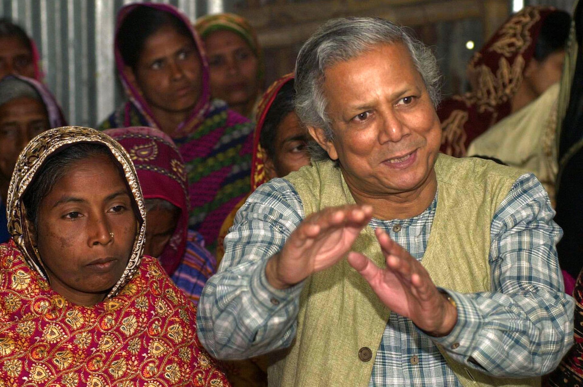 Microlending: How the 'banker to the poor' revolutionised financial ...