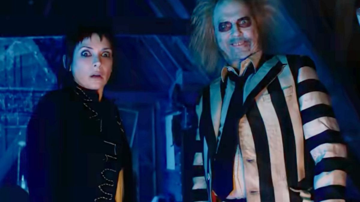 Extrait du film "Beetlejuice Beetlejuice", réalisé par Tim Burton, avec Winona Ryder et Michael Keaton