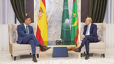 Pedro Sánchez et Mohamed Ould Ghazouani en Mauritanie.