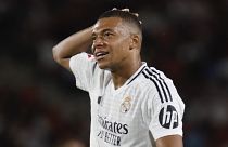 Mbappé, 18 Ağustos 2024 Pazar günü İspanya'nın Palma de Mallorca kentindeki Son Moix Stadyumu'nda Mallorca ile Real Madrid arasında oynanan maçta görüntüleniyor.