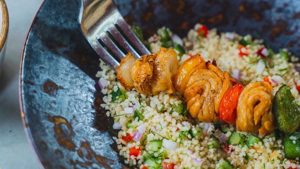 Un bol de pollo cultivado en laboratorio de la startup GOOD Meat.