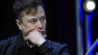 Tesla ve SpaceX'in CEO'su Elon Musk, Washington'daki SATELLITE Konferansı ve Sergisi'nde bir soruyu dinliyor, 9 Mart 2020.