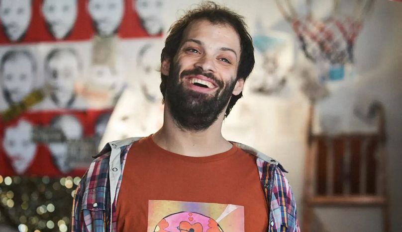  Tim Renkow, ator diagnosticado com paralisia cerebral,  terá participação com Abnormally Funny People